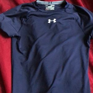 Navy blue under armor compression shirt